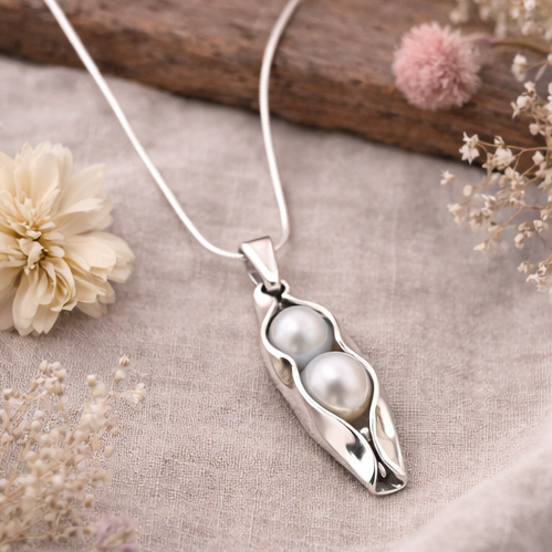 pearl necklace 30th wedding anniversary
