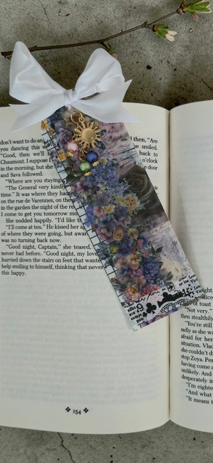 Bloom Charm Bookmark | Signature Designs
