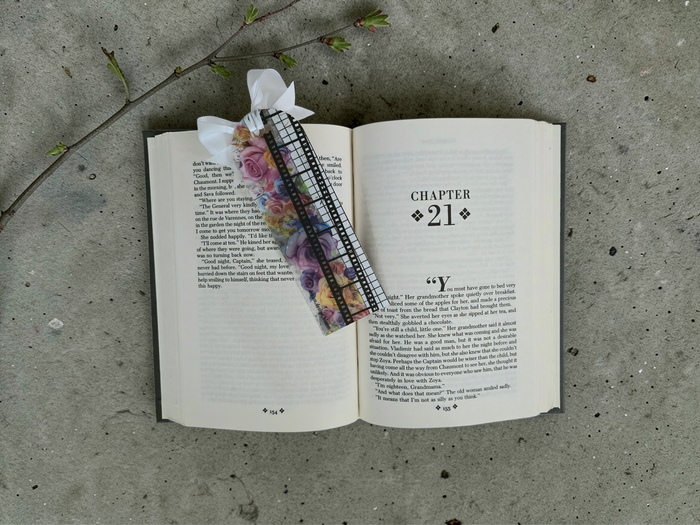 Bloom Charm Bookmark | Signature Designs