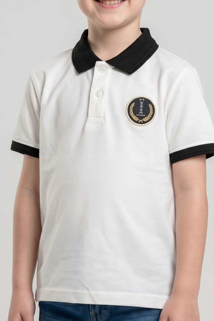 Boy Off White Solid Polo Neck T-Shirt