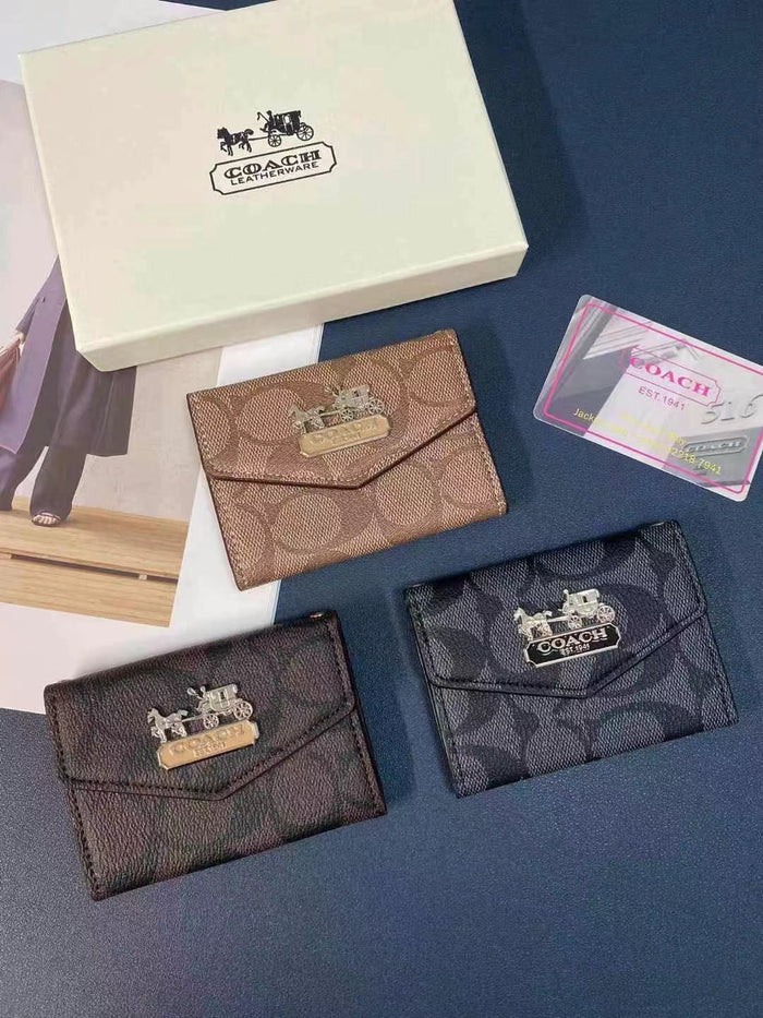 Elegant Wallet – Timeless Style & Functionality