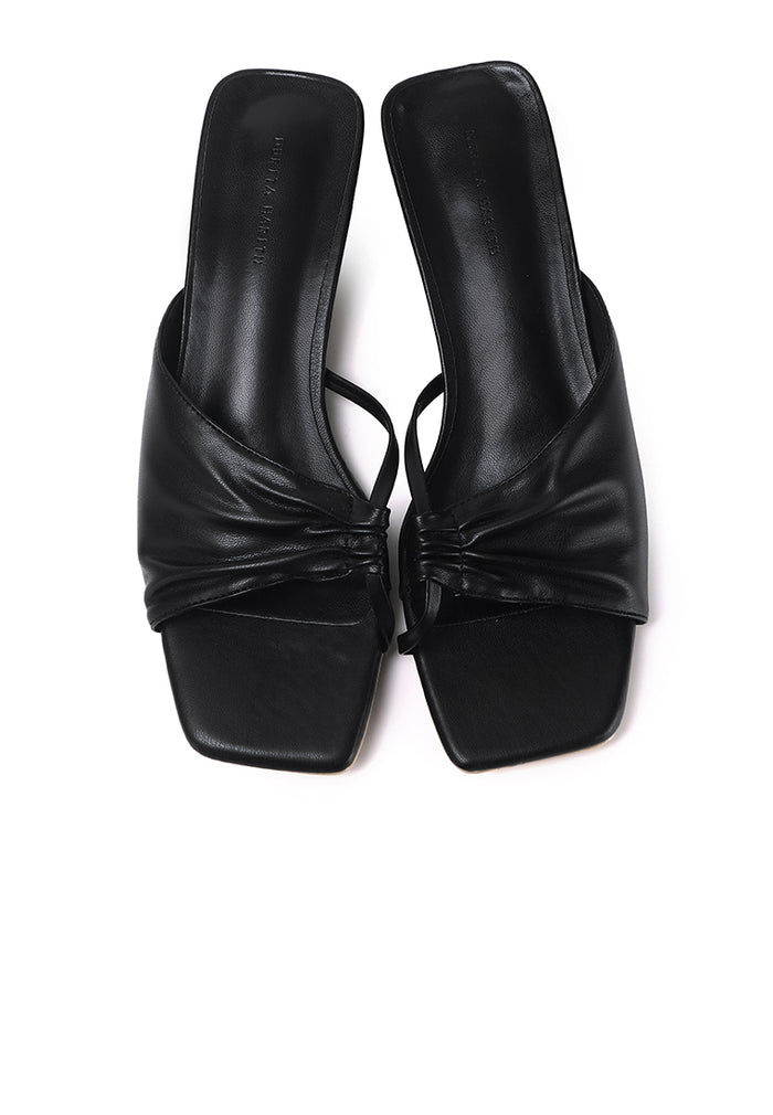 Hilya Pleated Square Toe Heels (Black)
