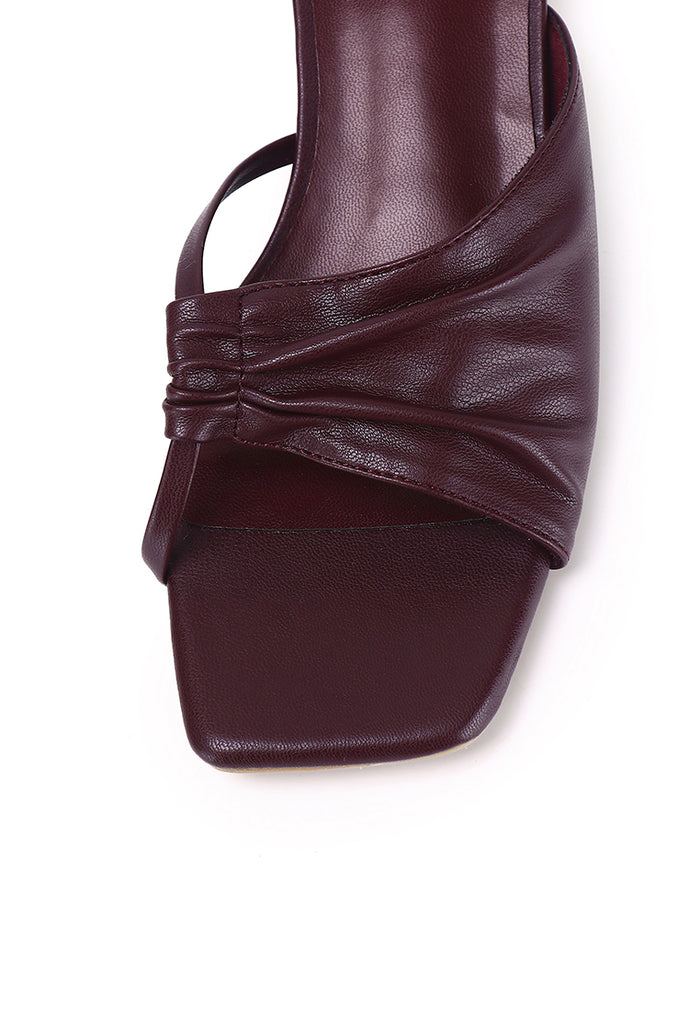 Hilya Pleated Square Toe Heels (Burgundy)