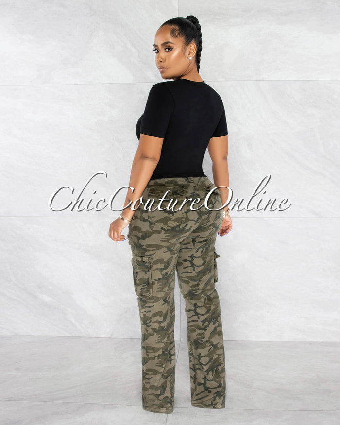 *Janice Black Round Neckline Crop Top