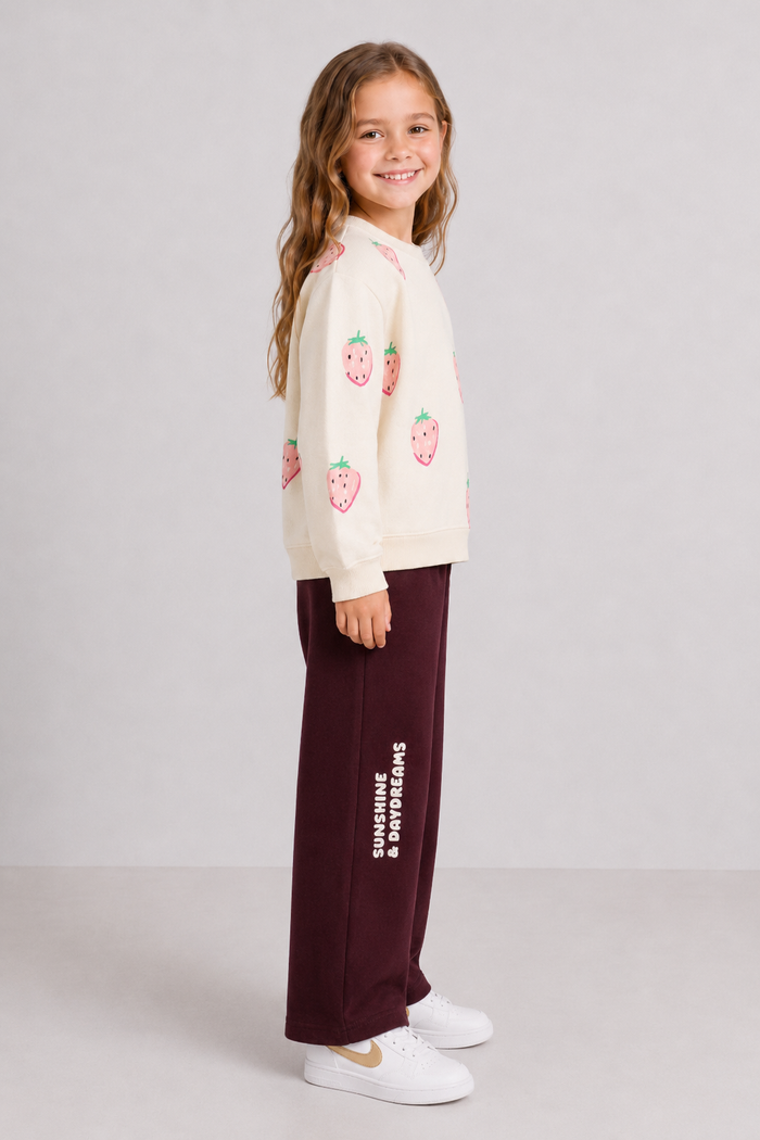 Junior Girls Barely Pink Cotton Fleece Sweatshirt – Strawberry Print Regular Fit