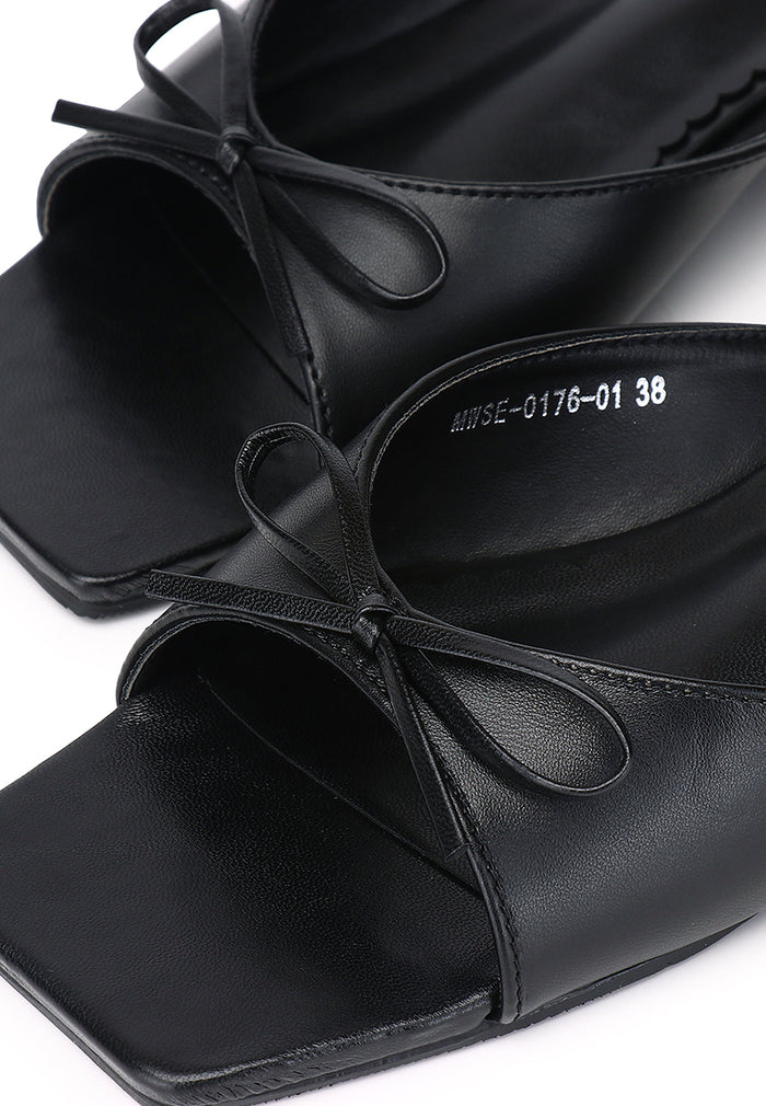 Kinsley Sandals (Black)