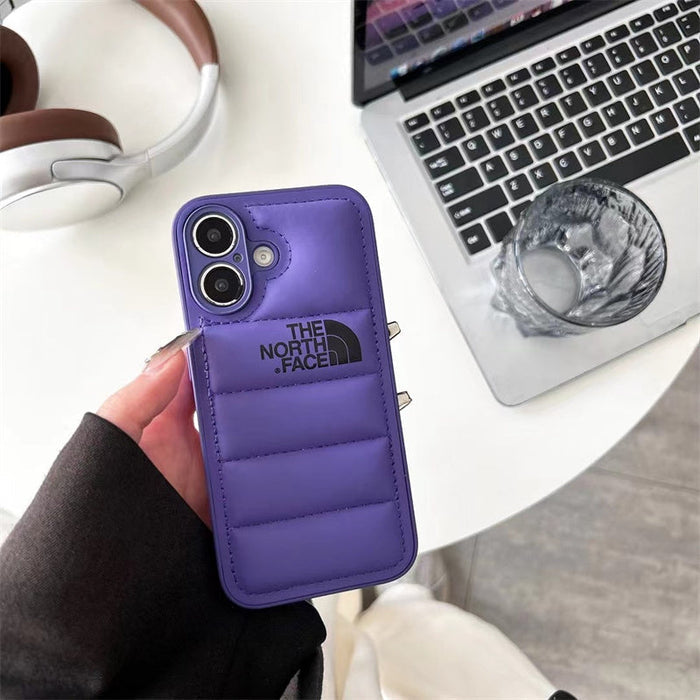 Purple / iPhone 16 Pro Max
