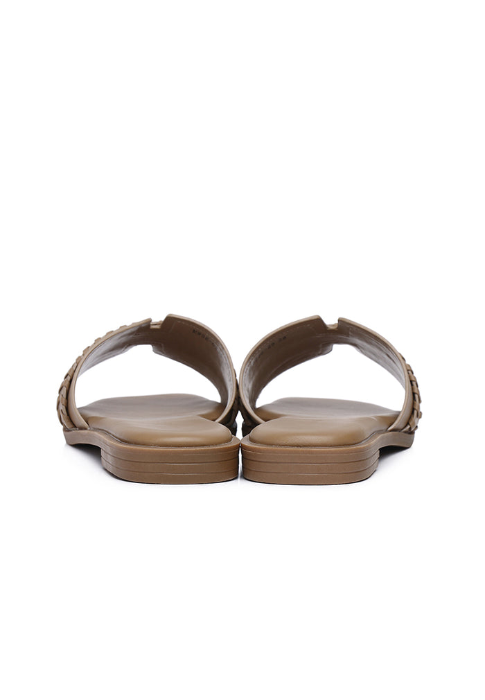 Maena Sandals (Brown)