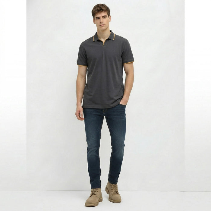 Men Black Sold Polo Collar T-shirt