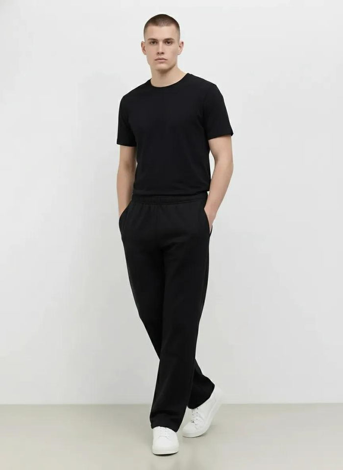 Men Black Solid Regular Fit Track Pants