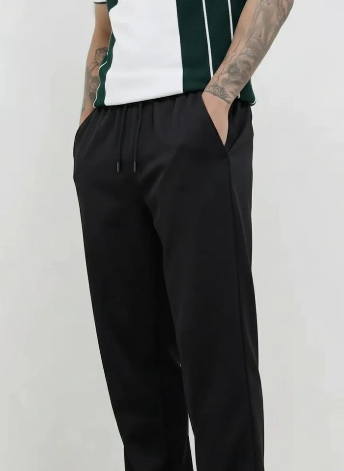 Men Black Solid Regular Fit Track Pants