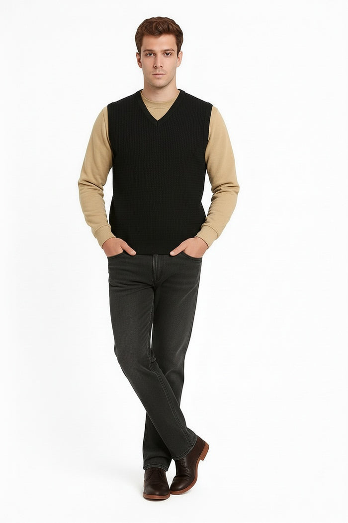 Men Black Solid V- Neck Sweater