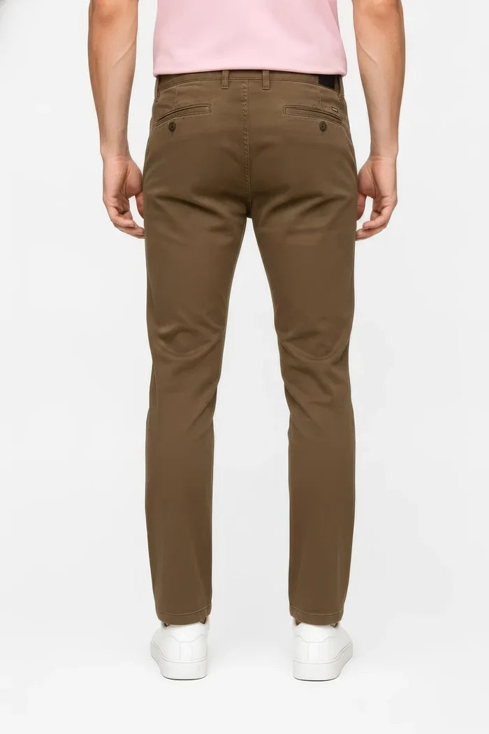 Men Coffee Mid-Rise Cotton Trousers