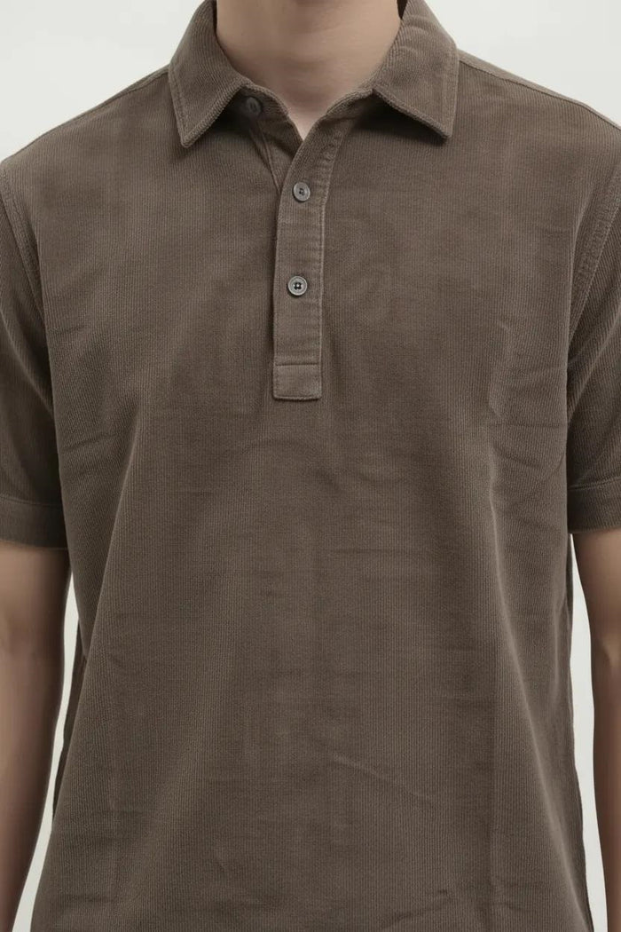 Men Espresso Solid Polo Collar T-shirt
