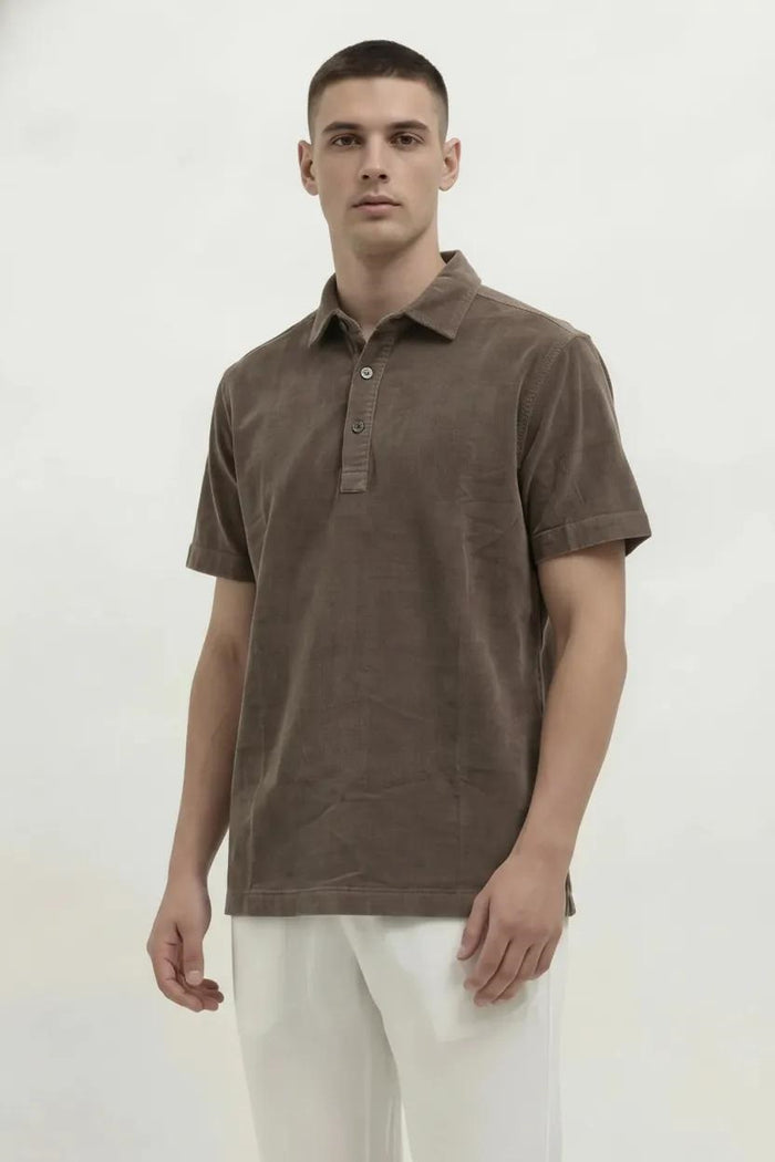 Men Espresso Solid Polo Collar T-shirt