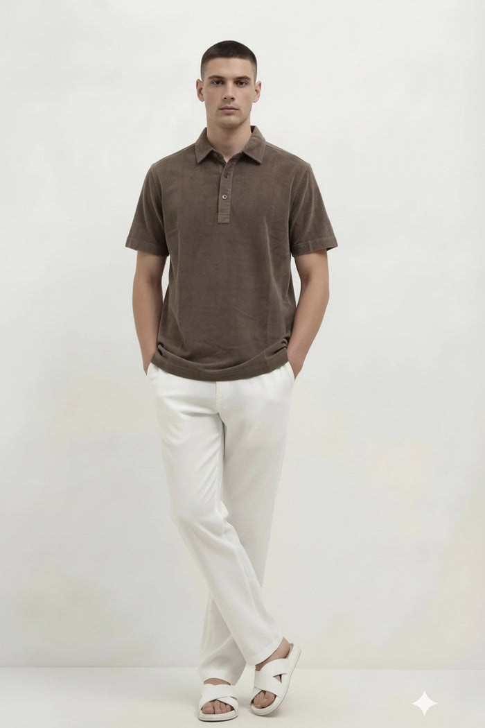 Men Espresso Solid Polo Collar T-shirt