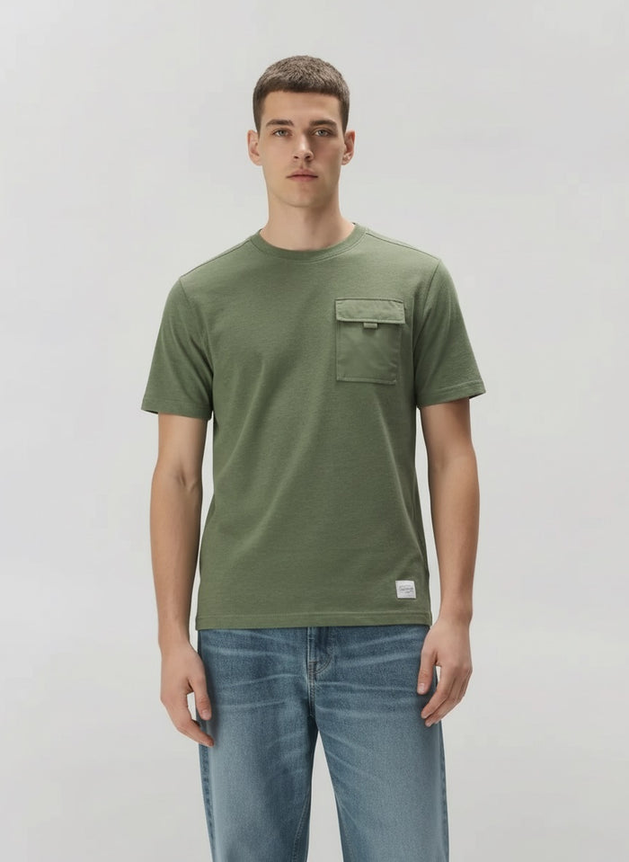 Men Moss Solid Round Neck T-shirt