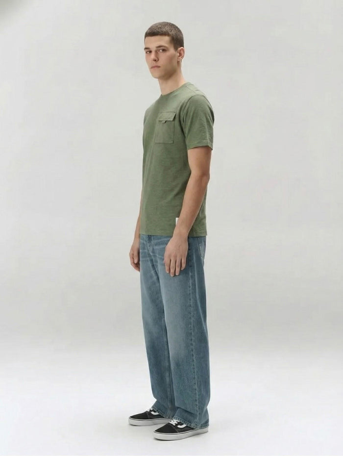 Men Moss Solid Round Neck T-shirt