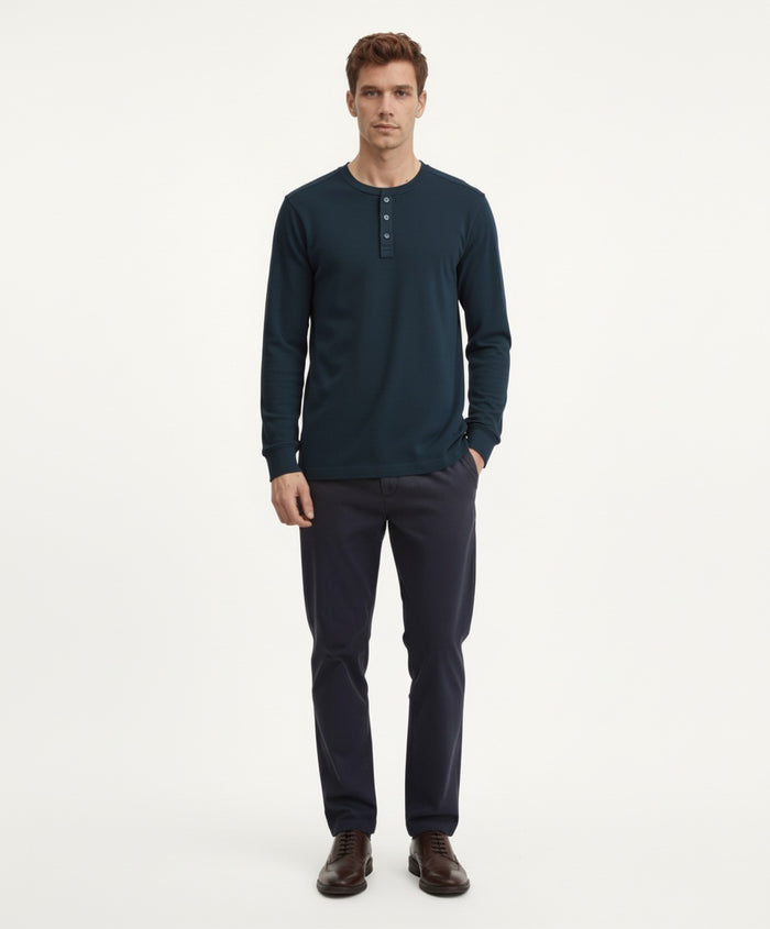 Men Navy Solid Henley Neck T-shirt