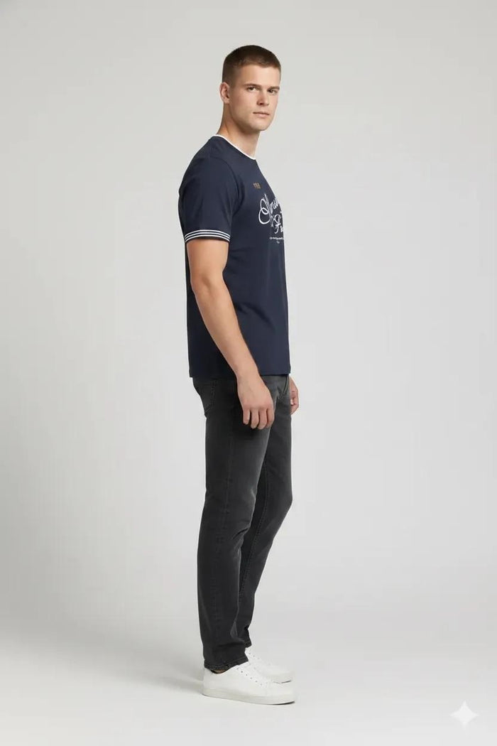 Men navy Typography Printed T-shirt