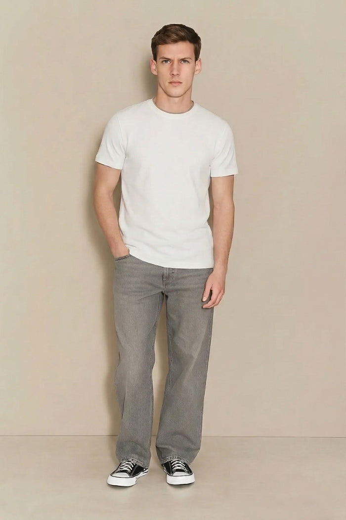 Men Off White Solid Round Neck T-shirt
