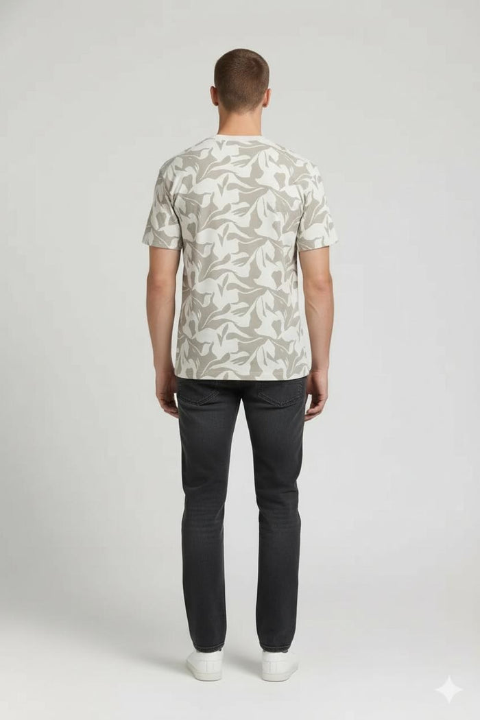 Men Onyx Round Neck Printed T-shirt