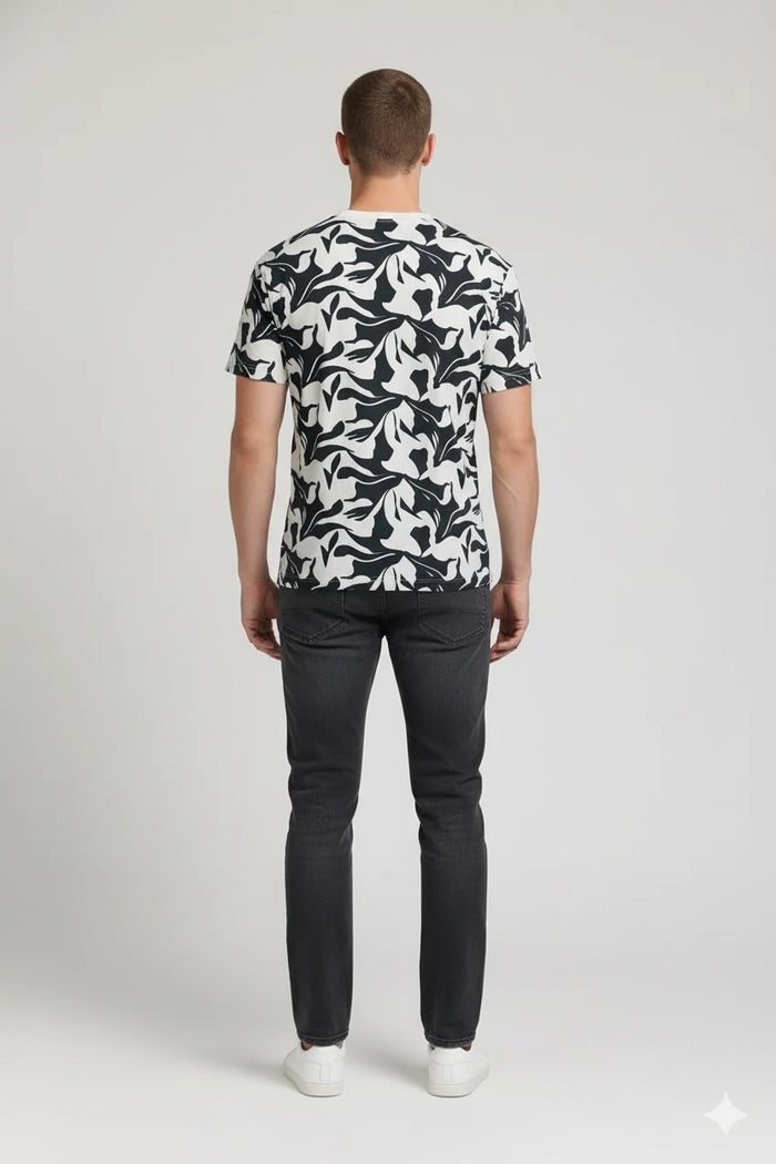 Men Pacific Round Neck Printed T-shirt