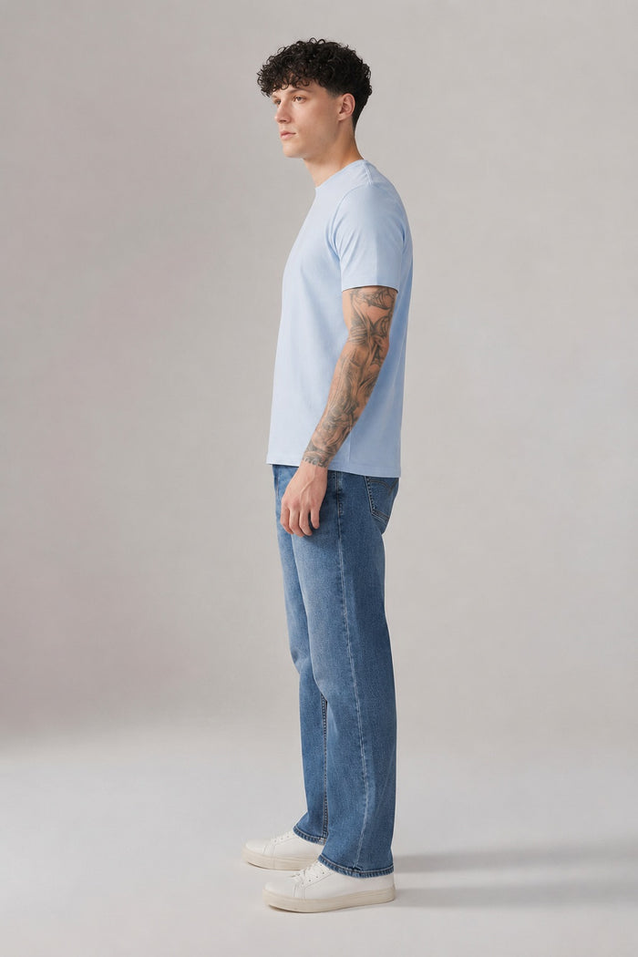 Men Regular Fit Mid-Rise Low Distress Stretchable Jeans