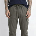 Men Regular Fit Textured Cotton Cargos