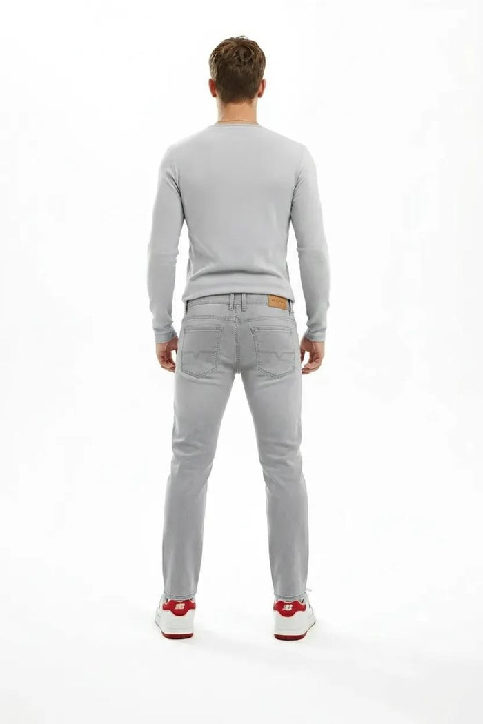 Men Slim Fit Mid-Rise Light Fade Stretchable Jeans
