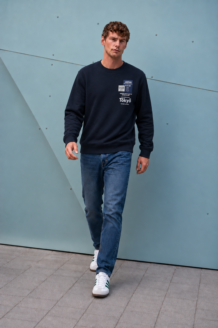 Men’s Dark Navy Cotton Brushed Fleece Graphic Sweatshirt – Regular Fit