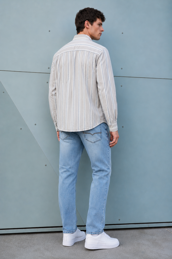 Men’s Ice Blue Denim Jeans – Straight Fit Washed Casual Jeans