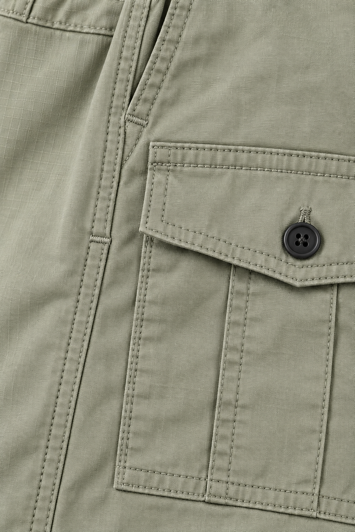 Men’s Poplin Lycra Cargo Lower in London Fog – Regular Fit Woven Cargo Pants