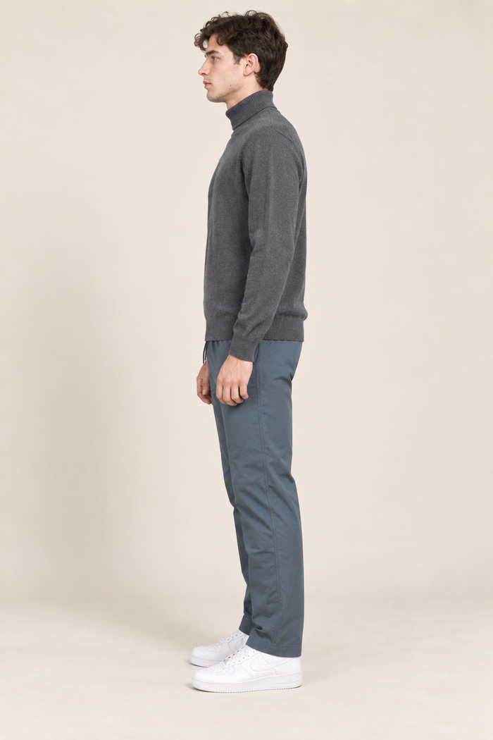 Men’s Poplin Lycra Lower in Gun Metal Colour – Regular Fit Woven Casual Pants