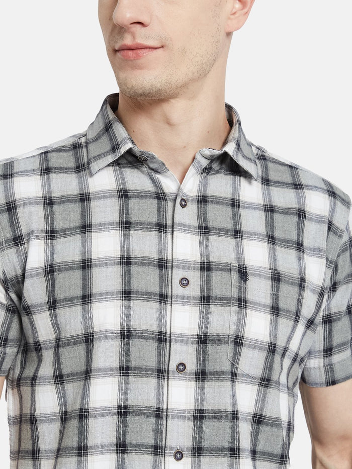 METTLE Men Opaque Checked Casual Shirt