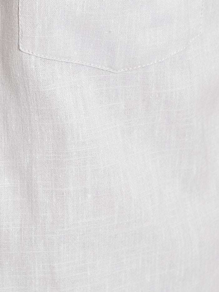 METTLE Men Solid Spread Collar Cotton Casual Shirt