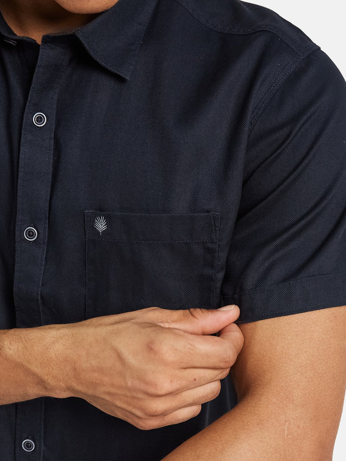 METTLE Spread Collar Cotton Short Sleeves Cotton Casual Shirt