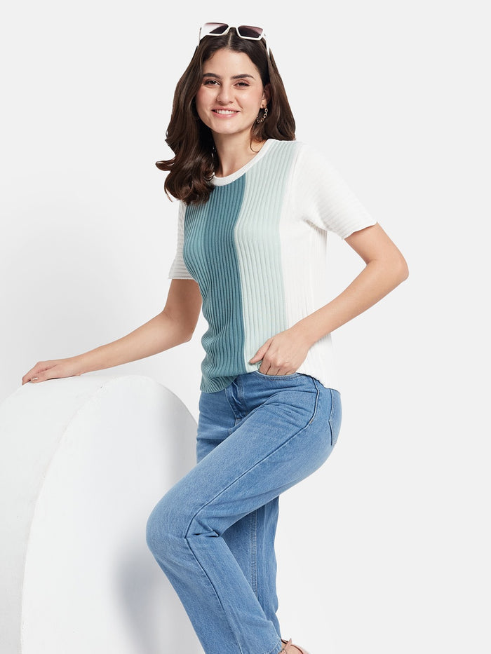 METTLE Women Colourblocked Pockets T-shirt