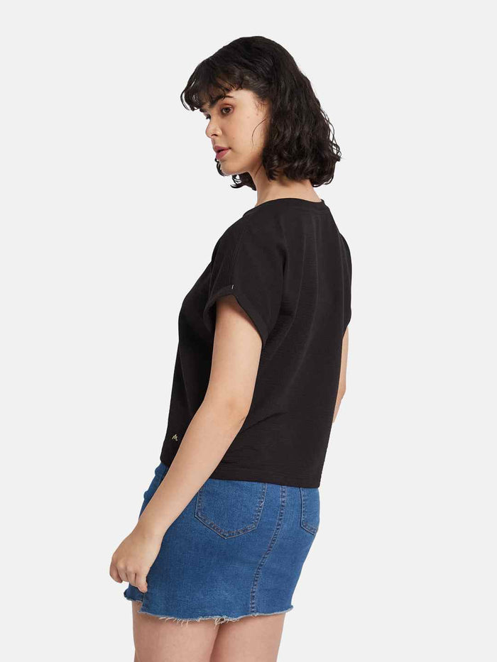 METTLE Women T-shirt