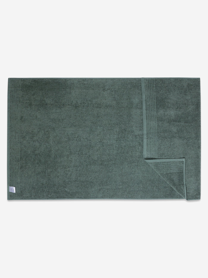 Premium Basil Green Bath Towel | Ultra-Soft & Highly Absorbent