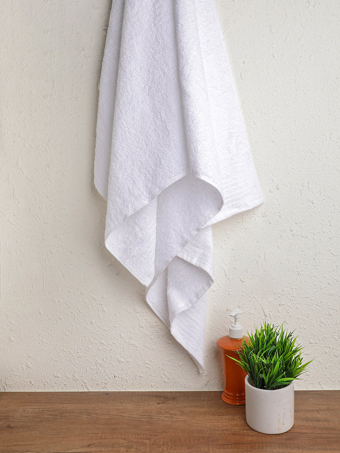 Premium White  Bath Towel | Ultra-Soft Plush Terry Cloth, Highly Absorbent