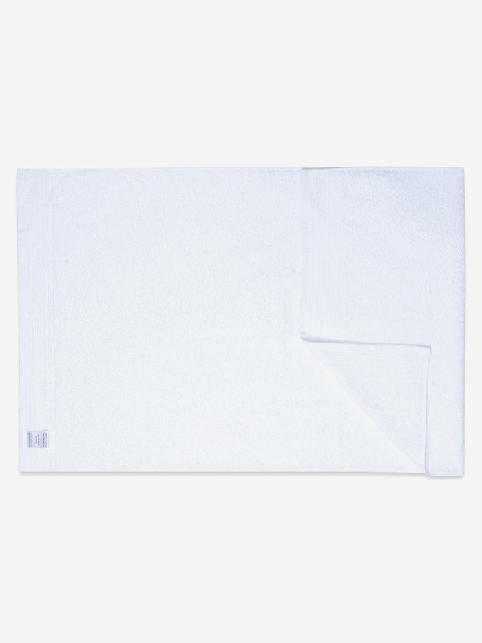Premium White Bath Towel | Ultra-Soft Plush Terry Cloth, Highly Absorbent