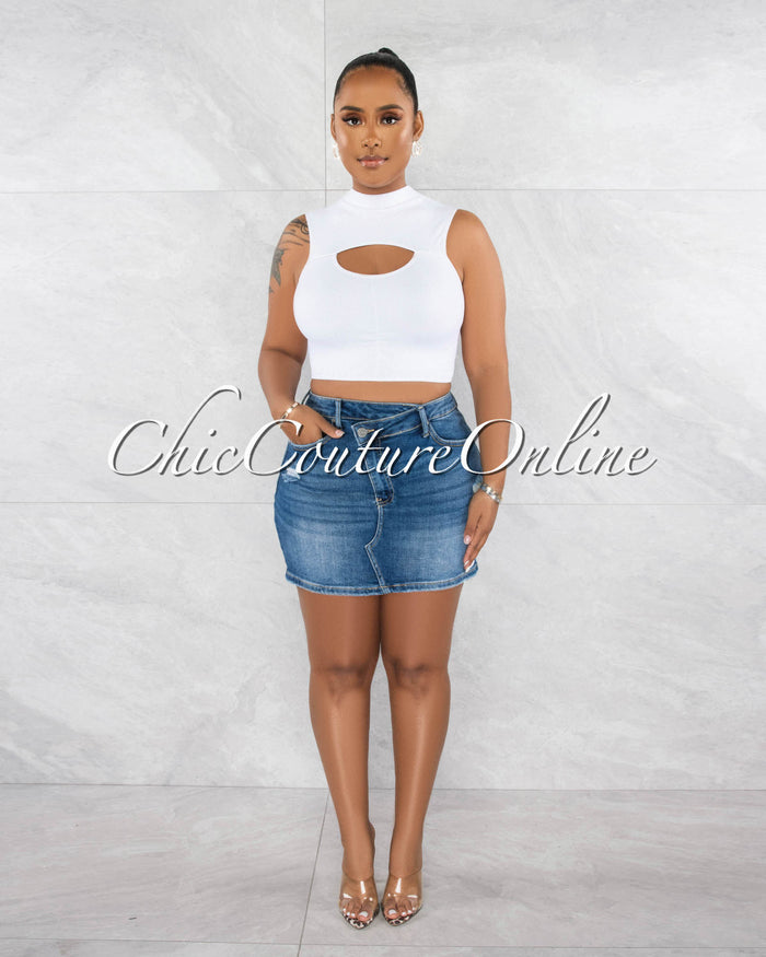 *Sherrie Medium Denim Distressed Mini Skirt