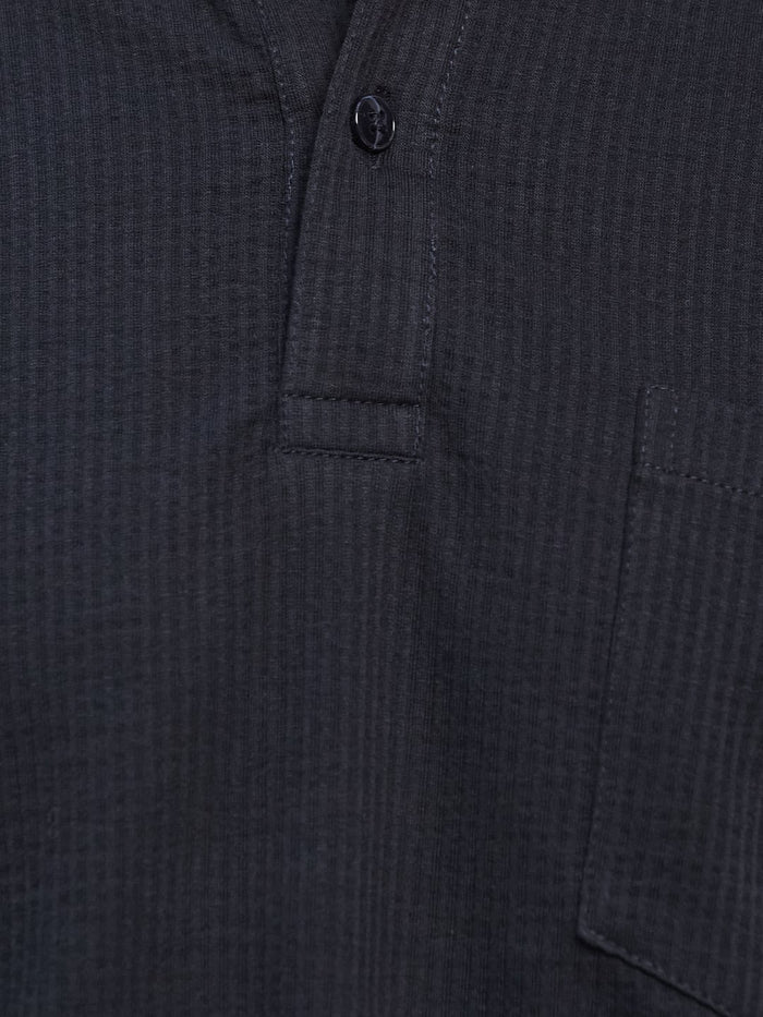 SOLID POLO NECK FRONT OPEN POCKET  SEER SUCKER T-SHIRT
