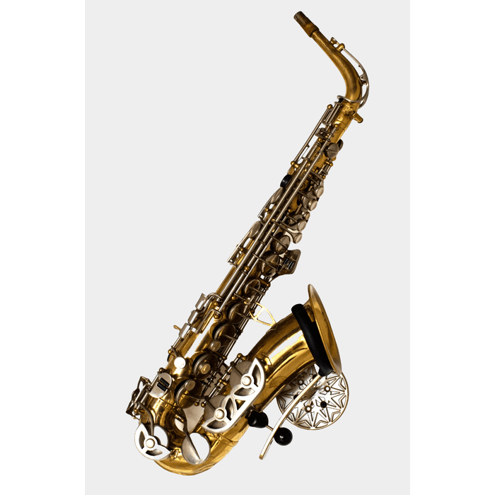 full view of alto saxophone in wallmount  Samba Gold on white wall by Locoparasaxo.com