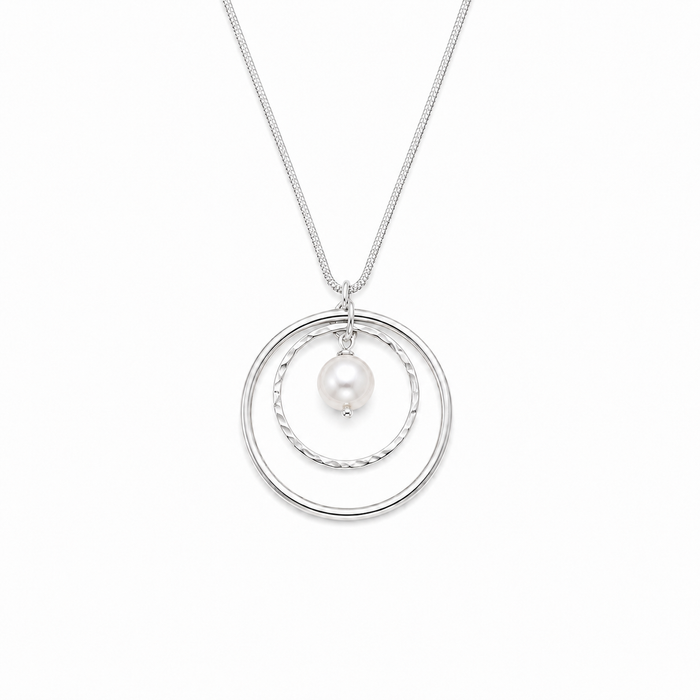 pearl handmade necklace