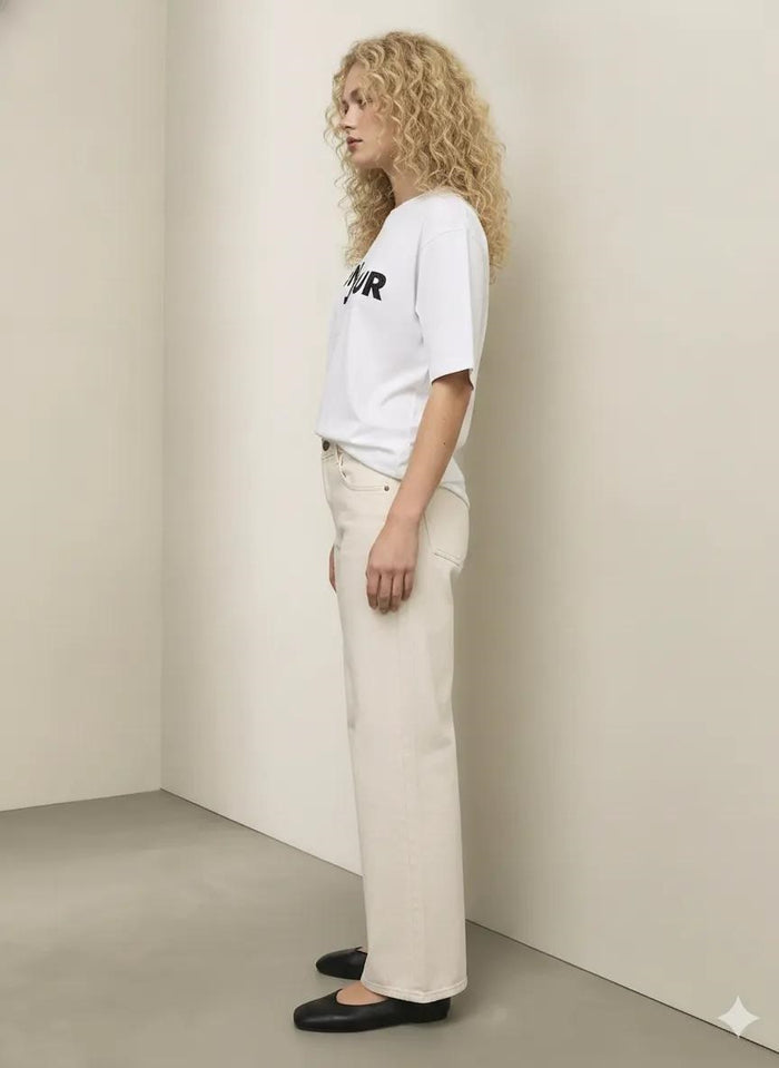 Women White Straight Fit Mid-Rise Stretchable Jeans