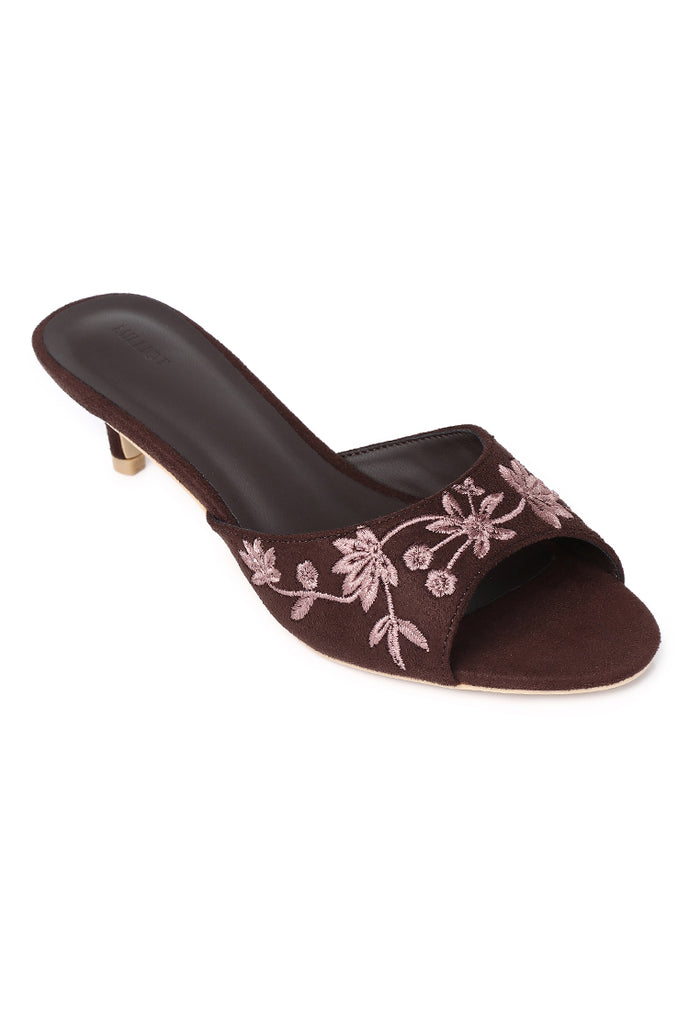 Zana Embroided Kitten Heels (Espresso)